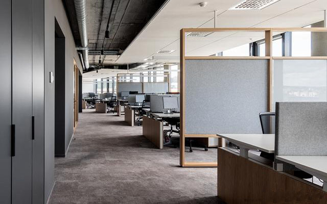 裝修寶典重慶辦公室裝修水電改造安裝從哪些地方省錢？