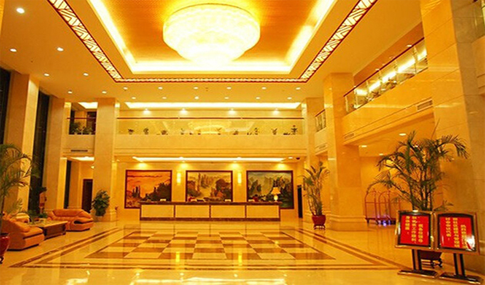 重慶酒店裝修設計燈光布局對室內(nèi)環(huán)境的影響